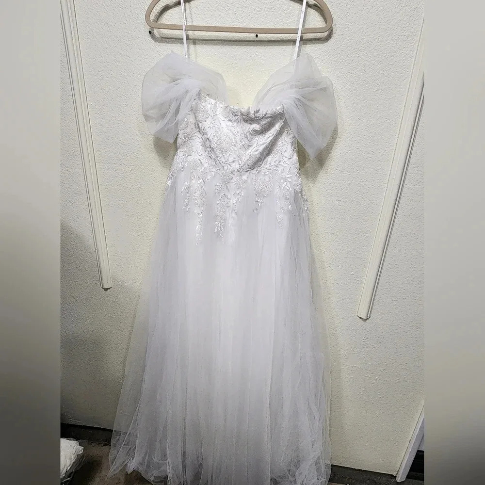 Lulus Blissfully Romantic White Tulle Off-the-Shoulder Maxi Dress Bridal Wedding - Picture 11 of 11